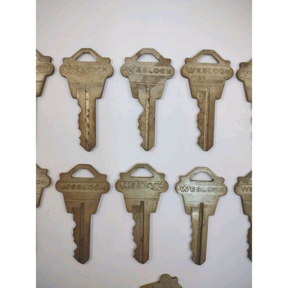 11 Vintage WESLOCK Keys Lot - Picture 3 of 12